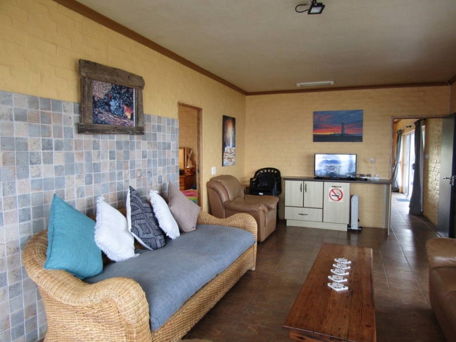 6 Bedroom Property for Sale in Oyster Bay Eastern Cape